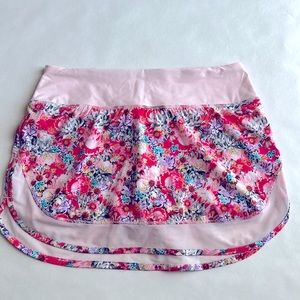 Lululemon Hotty Hot Skirt Flowabunga Barely Pink, Sz 4 Excellent Used Condition